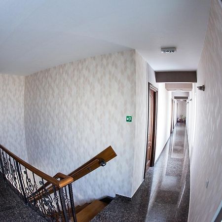 Hotel La Strada โปลเยชต์ ภายนอก รูปภาพ